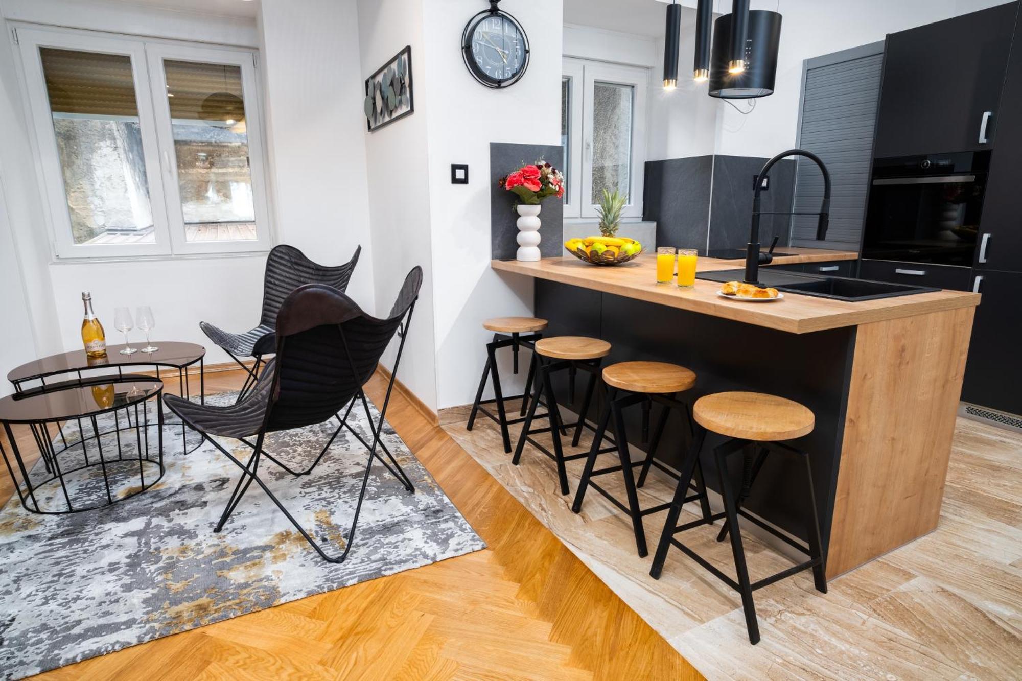 Atelier Apartments Rijeka Buitenkant foto