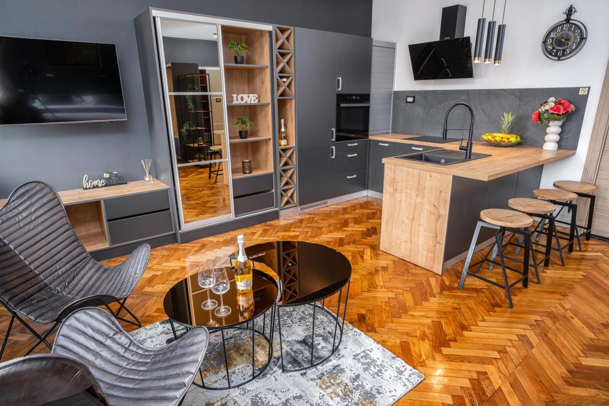 Atelier Apartments Rijeka Buitenkant foto